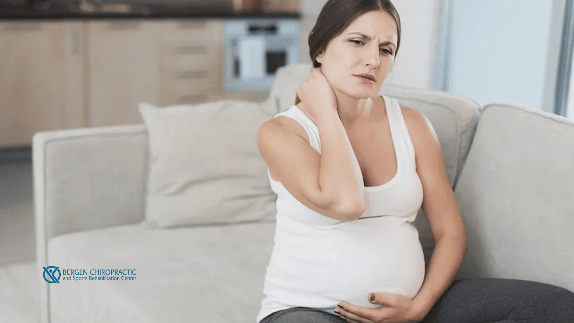 pregnant woman with neck pain